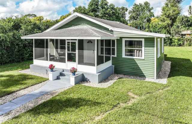 1305 Fairview Avenue - 1305 Fairview Avenue, Bartow, FL 33830