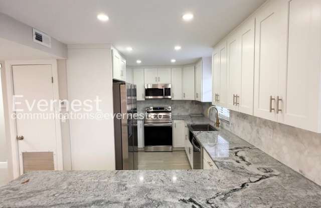 13601 Frigate Court Gallery 4