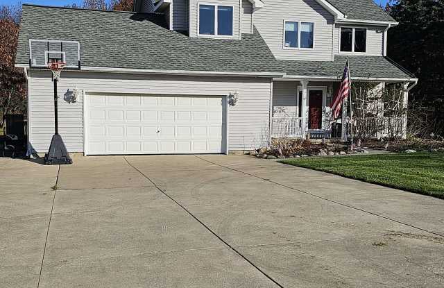 3295 Hickory Ridge Drive - 3295 Hickory Ridge Drive, Oakland County, MI 48462
