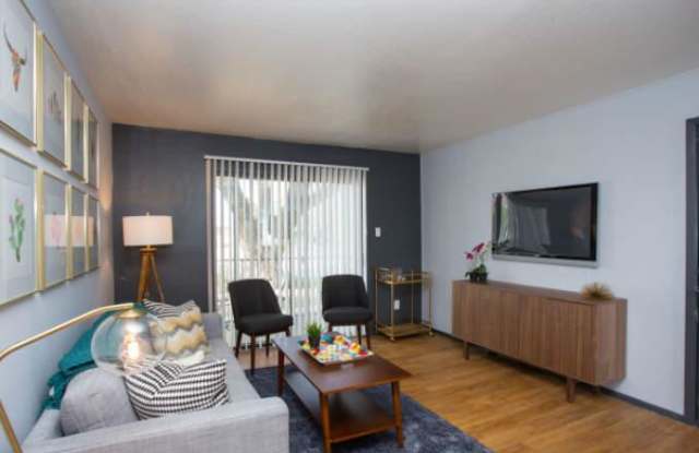 1672 Aquarena Springs Dr Gallery 2
