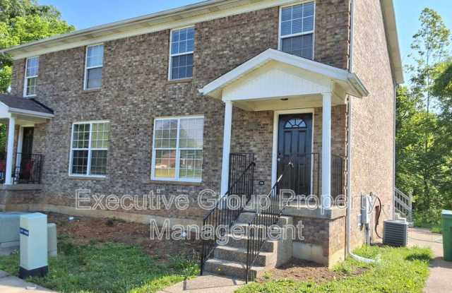 151 ADENA LOOP photos photos