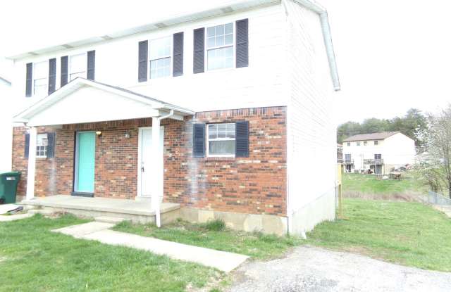 Charming & Updated 3-Bedroom Townhome in Radcliff – Move-In Ready! Gallery 3