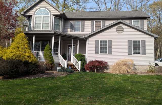 590 Henrys Crossing Road photos photos