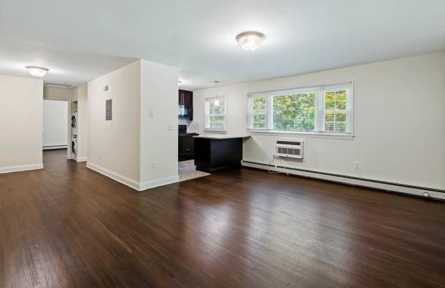 Newtonian Gardens Apartments Gallery 4