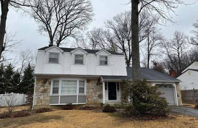 1924 BIRCHWOOD PARK Drive N photos photos