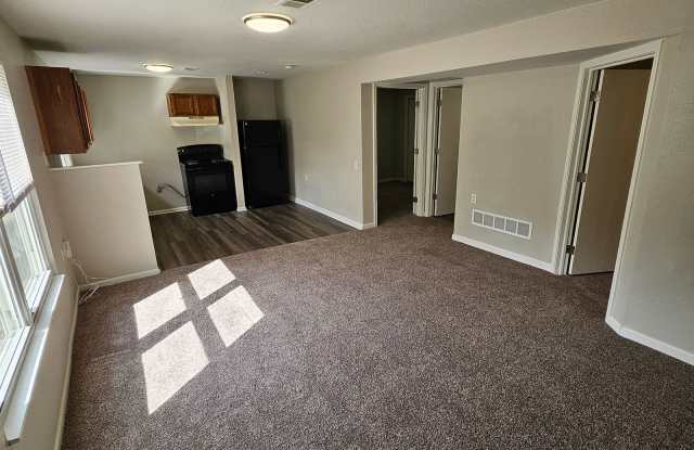 Modern Makeover in KCMO — Renovated, Pet-Friendly & Ready for You! Gallery 3