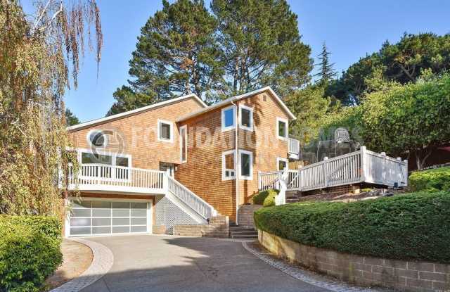 Modern Reedland Woods Home!  Panoramic Hillside Views! Wraparound Decks! FOUNDATION photos photos