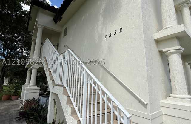 8852 NW 111th Ct Gallery 2