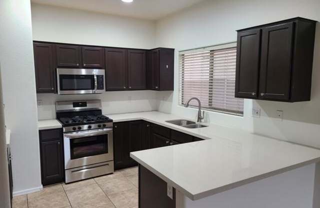 4395 S Maverick Avenue - 4395 South Maverick Avenue, Gilbert, AZ 85297