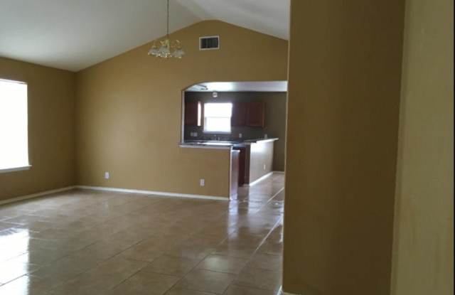 5022 Whisper Cove Gallery 3