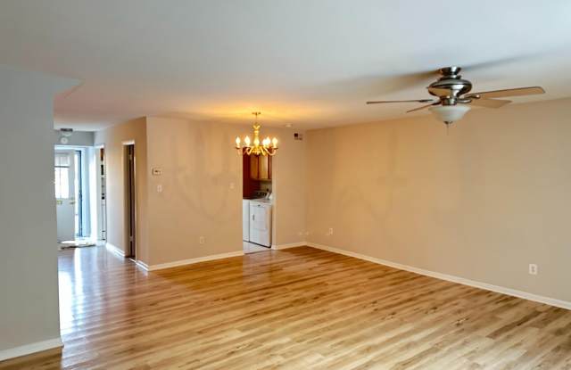 5 CHIARA COURT - 5 Chiara Court, Towson, MD 21204 5 CHIARA COURT - 5 Chiara Court, Towson, MD 21204