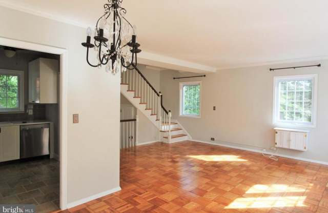 1562 MOUNT EAGLE PL Gallery 4