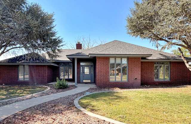 1325 W. Canterbury | Hobbs Gallery 1