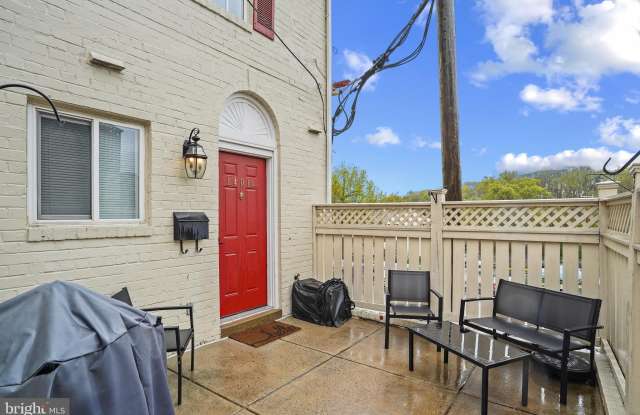 1401 N VAN DORN STREET photos photos