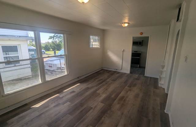 Kansasville Rental with Garage Parking - 4014 South Beaumont Avenue, Racine County, WI 53139