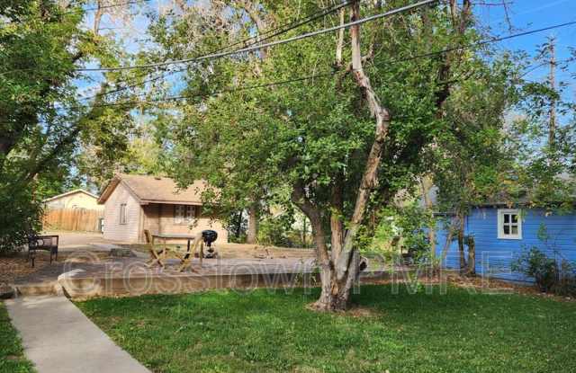 1621 6th Avenue - A Gallery 3