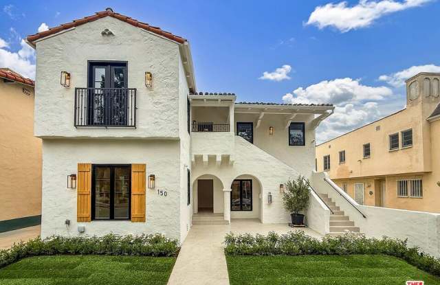 150 N Arnaz Dr photos photos