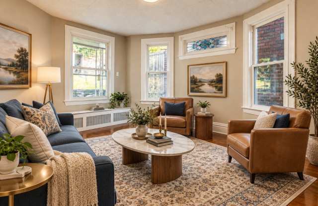 AVAILABLE NOW  - Beautiful 5 Bedroom Mt Washington Home w/ Charm Throughout! Gallery 1