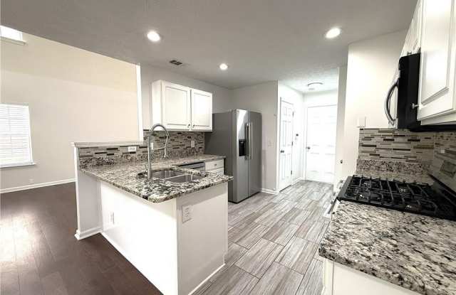 2150 Lexington Lane Gallery 4