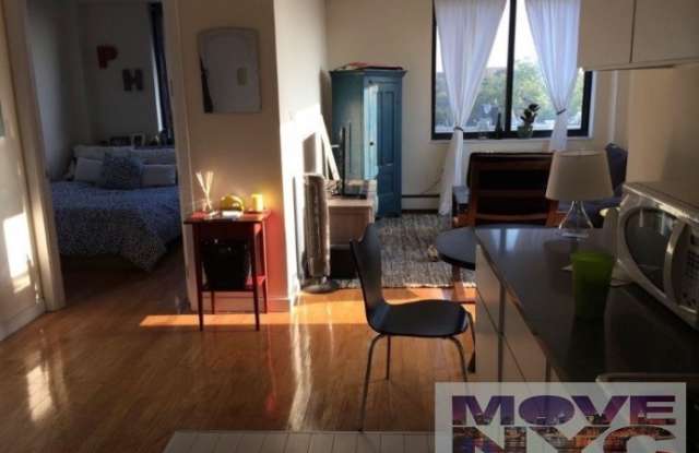 924 Metropolitan Avenue - 924 Metropolitan Ave, Brooklyn, NY 11211