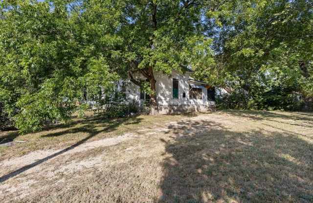 3 Bed 1 Bath For Lease! Gallery 4