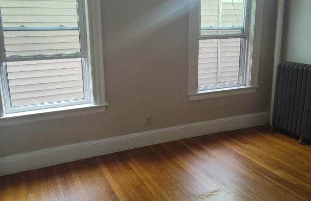 900 Western Avenue - 900 Western Avenue, Lynn, MA 01905