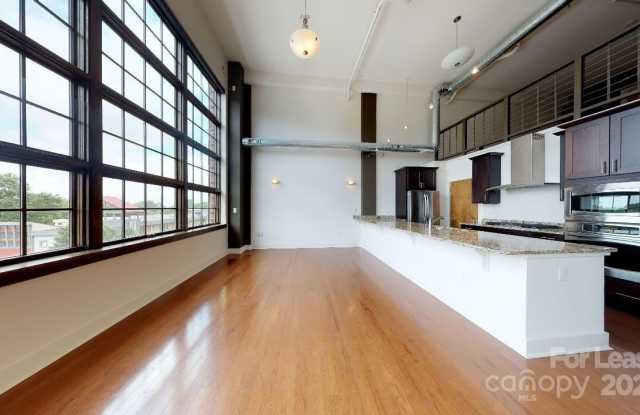 715 N Graham Street - 715 North Graham Street, Charlotte, NC 28202