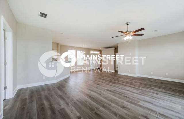 3202 6th Street West Gallery 4