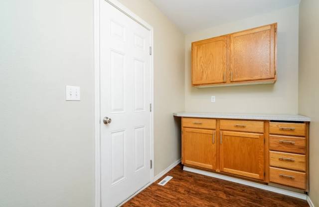4421 225th Street Ct E Gallery 4