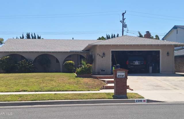 2318 Medina Avenue photos photos