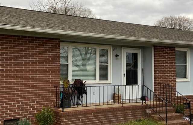 190 Kensington Dr photos photos