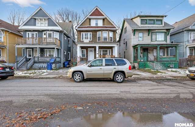 Charming 3BR Apartment in Buffalo - 40 Geary Street, Buffalo, NY 14210