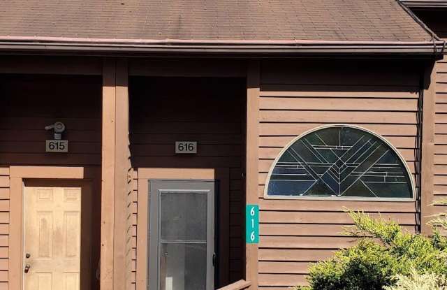 616 Mountain View Way photos photos