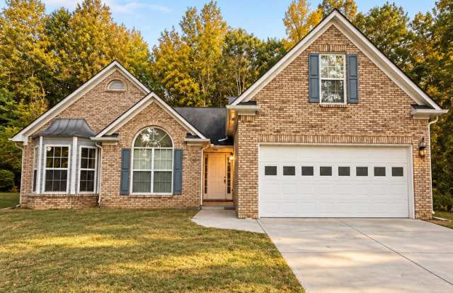 Spacious 4-bedroom ranch in Lilburn Gallery 1