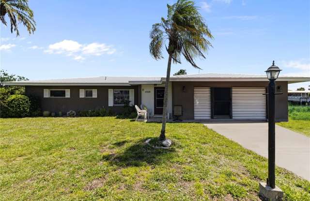 4020 PALM Drive photos photos