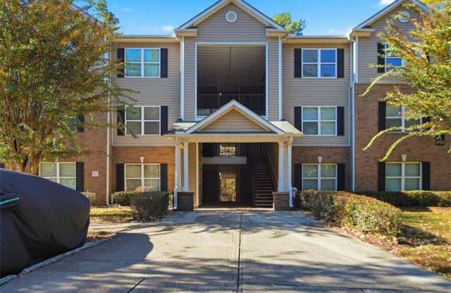 Charming 3-Bedroom Condo in Fairington Village photos photos