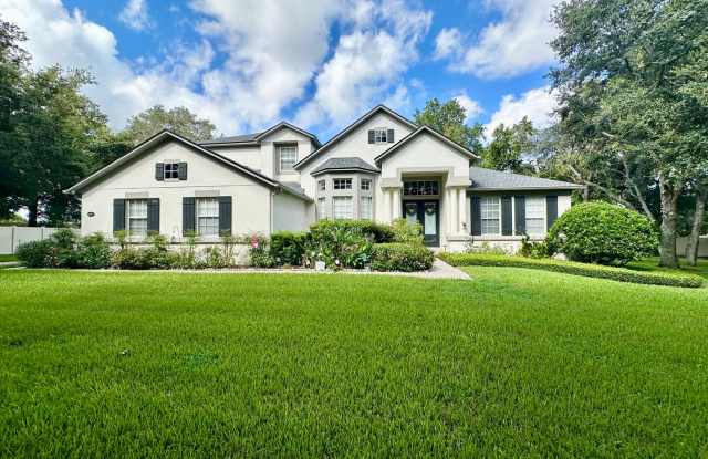 Spectacular 4/4 POOL HOME with office photos photos