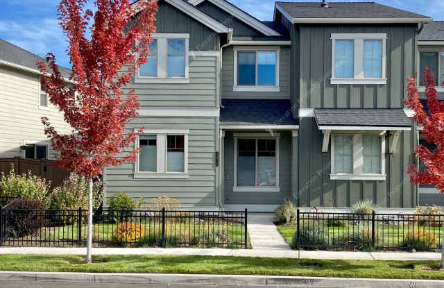 Newer 3BR - 2.5BA Home a Sought-After Redmond Community photos photos Newer 3BR - 2.5BA Home a Sought-After Redmond Community photos photos