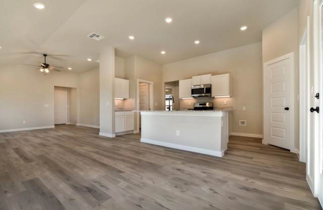 Make Your Move to Overlook East! Gallery 3