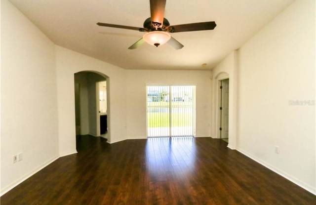 11318 FLORA SPRINGS DRIVE Gallery 4