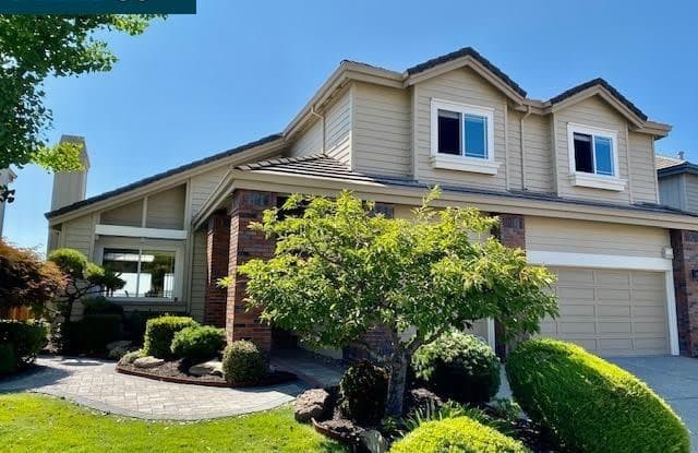254 Canyon Lakes Pl - 254 Canyon Lakes Place, San Ramon, CA 94582