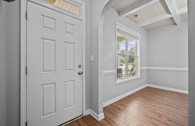Sneads Ferry Home Available for Rent! Gallery 3