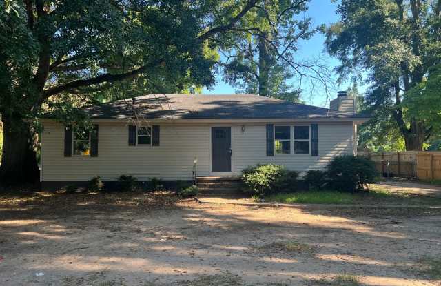 3 bedroom 1 bathroom home off Skyland Blvd photos photos 3 bedroom 1 bathroom home off Skyland Blvd photos photos