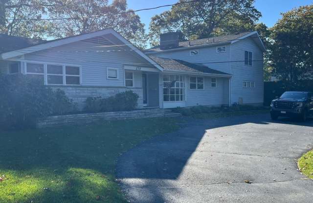 270 Jerome Avenue photos photos