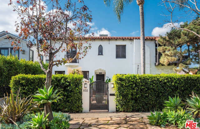 855 N La Jolla Ave photos photos
