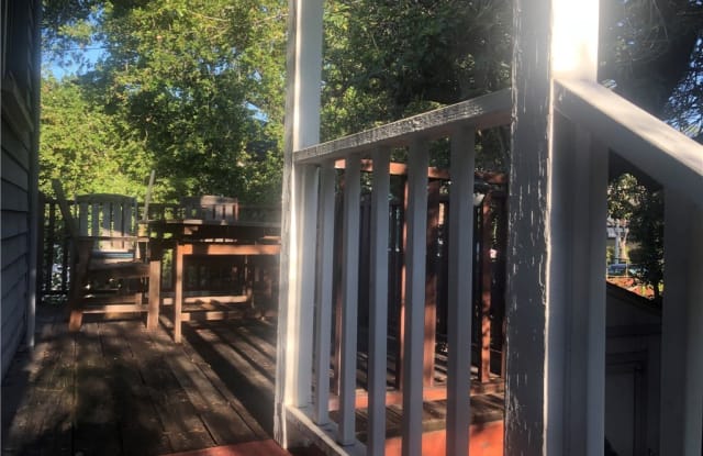 207 S Primrose Avenue 1/2 - 207 South Primrose Avenue, Monrovia, CA 91016