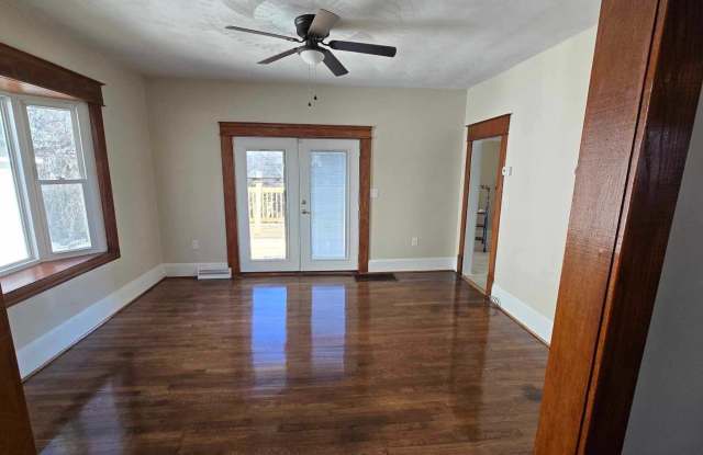 2138 Memorial Avenue Southwest Gallery 4
