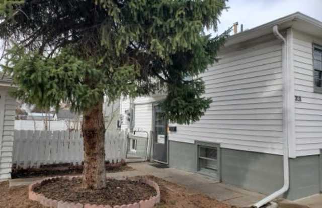 318 14th St S - 318 14th Street South, Great Falls, MT 59405