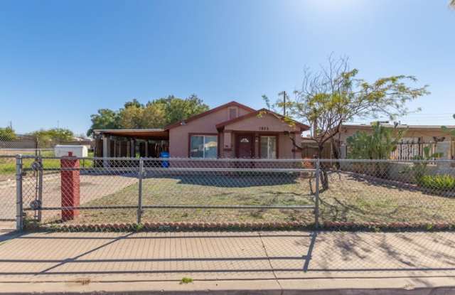 1925 East Adams Street - 1925 East Adams Street, Phoenix, AZ 85034