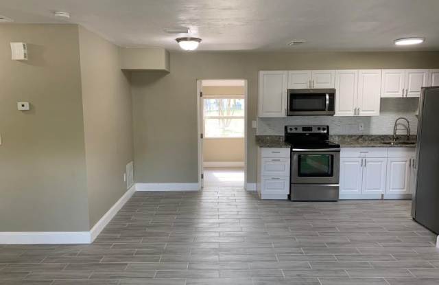 1396 Whitewood Dr Gallery 2